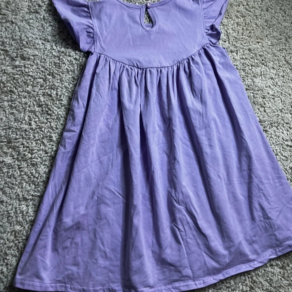 GIRLS LAVENDER DRESS WITH MONOGRAM INITIAL K PREOWNED